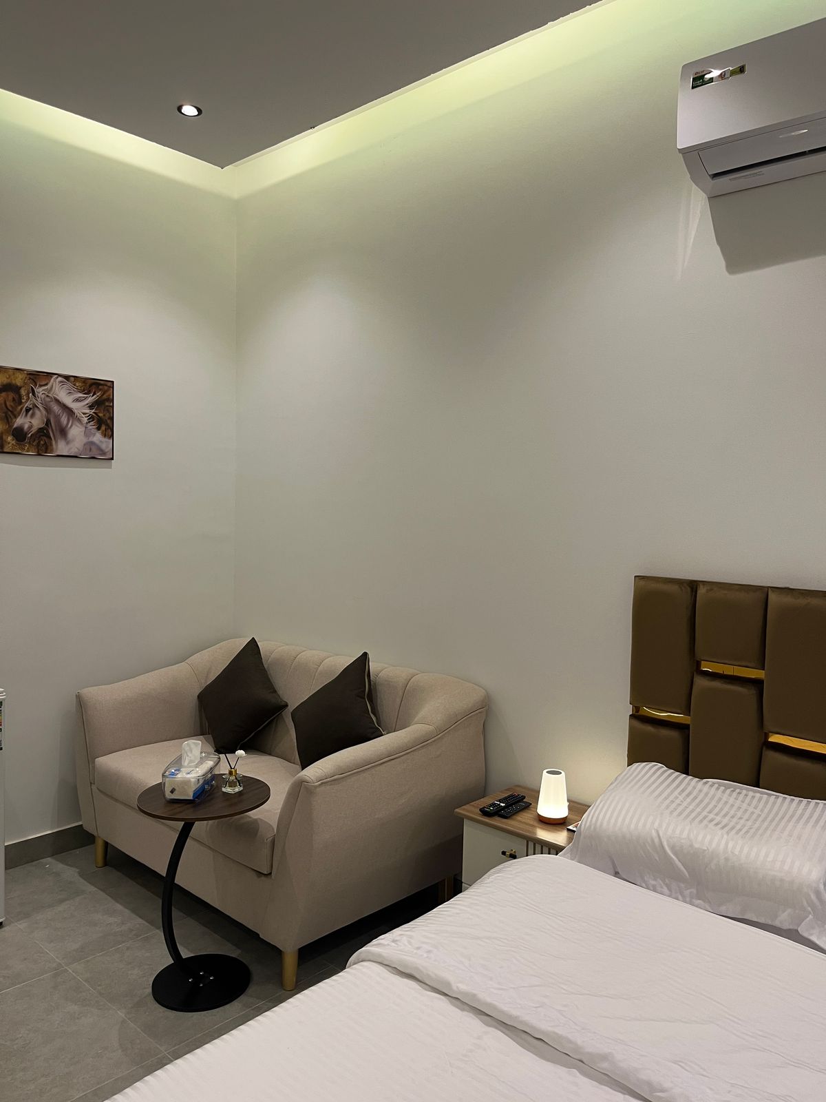 استديو مميز في حي الملقا 115