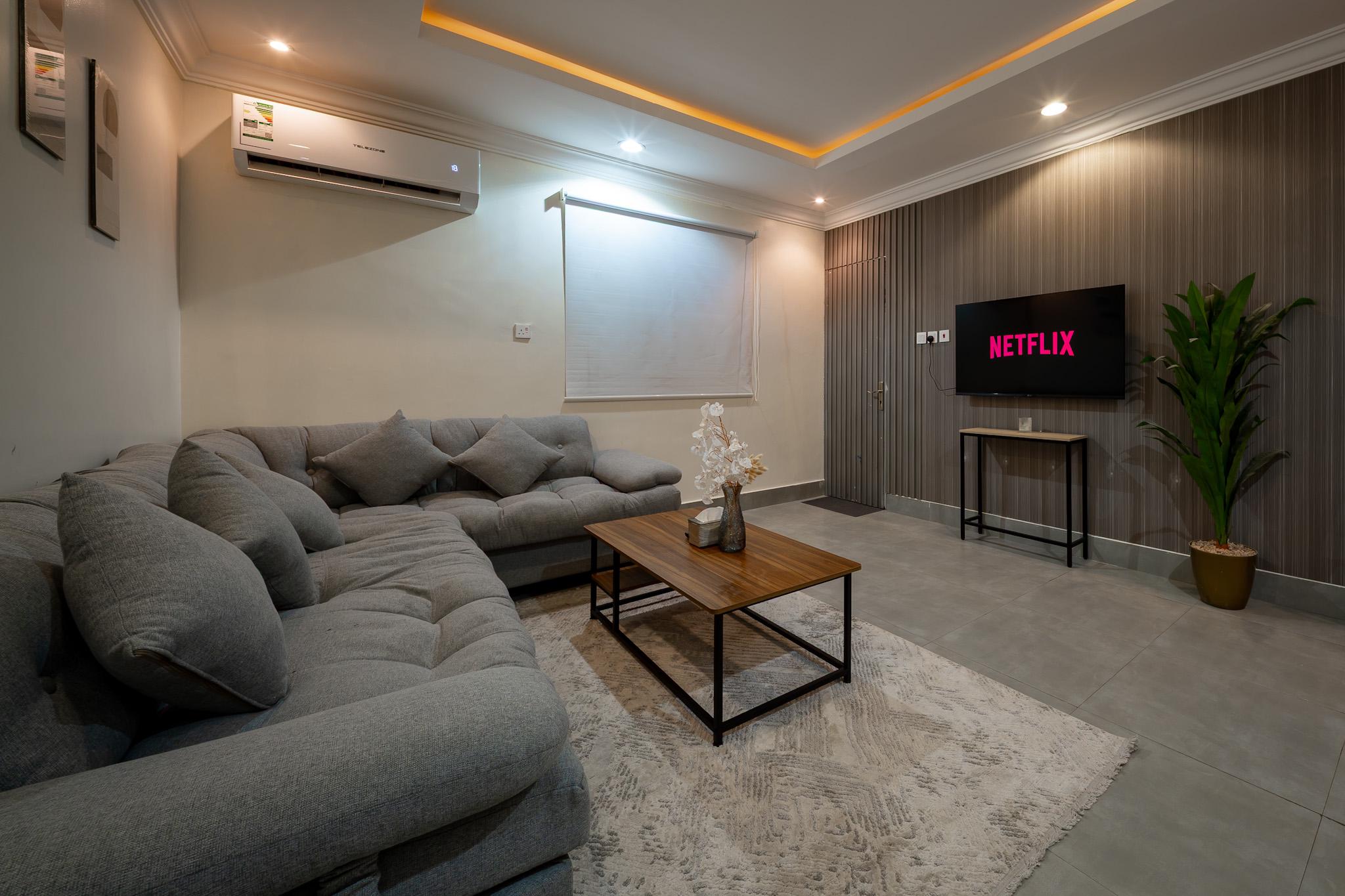 شقه مميزه في حي الصحافه 112