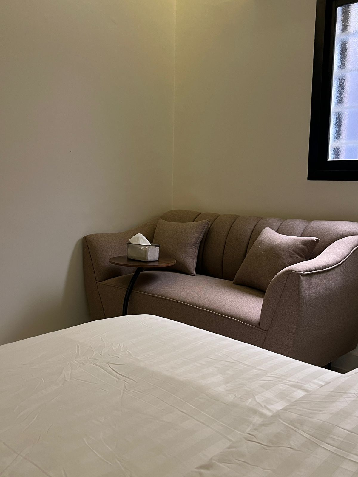 استديو مميزه في حي الفلاح رقم 110